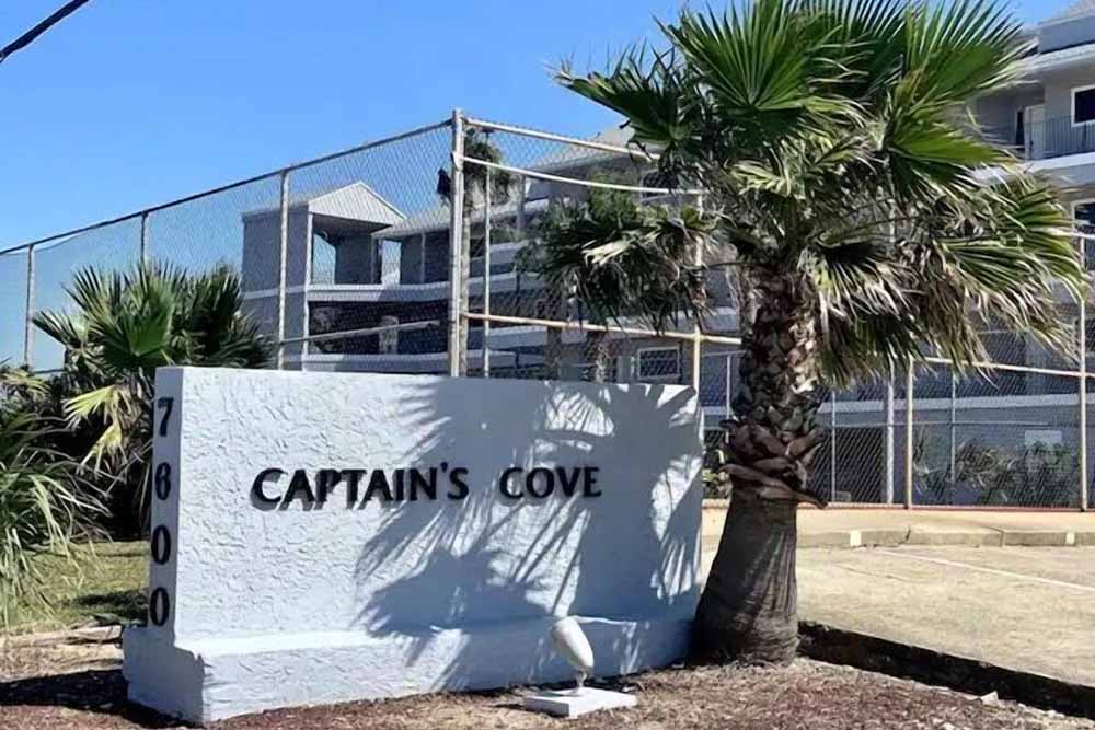 Captain's Cove Resort Condos Vacation Rental on the Beach